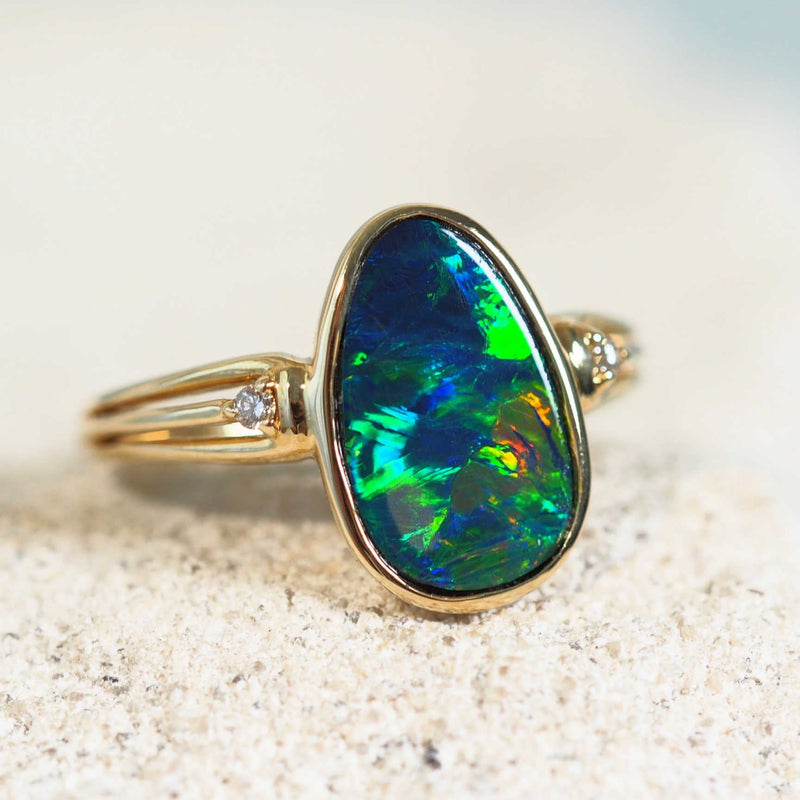 opal ring in 14ct gold