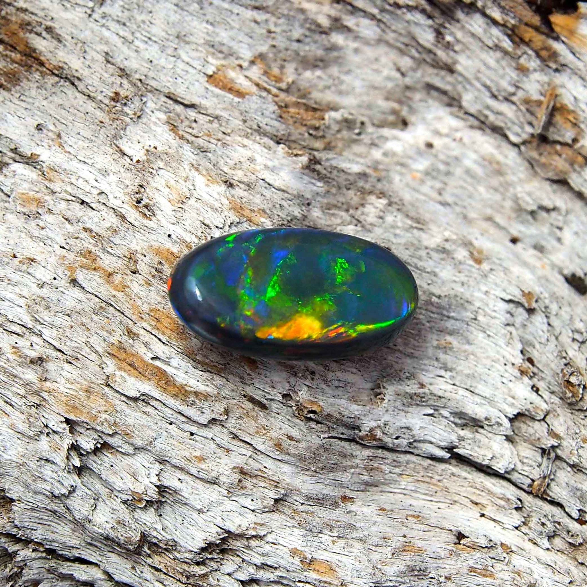 Beautiful Lightning Ridge Australian Black Opal store Pendant