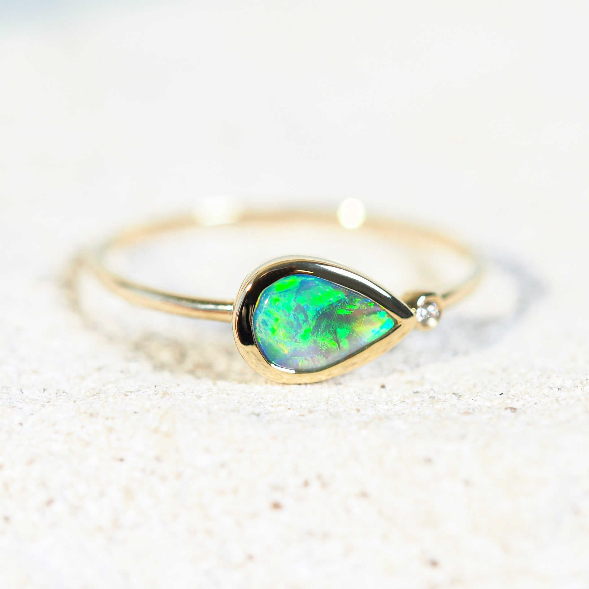 opal ring with green australian opal stone