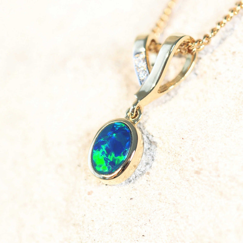 'Aylin' 14ct Gold Doublet Opal Pendant