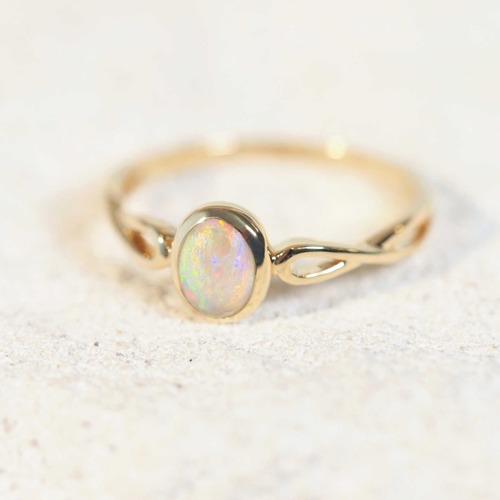 colourful lightning ridge crystal opal gold ring