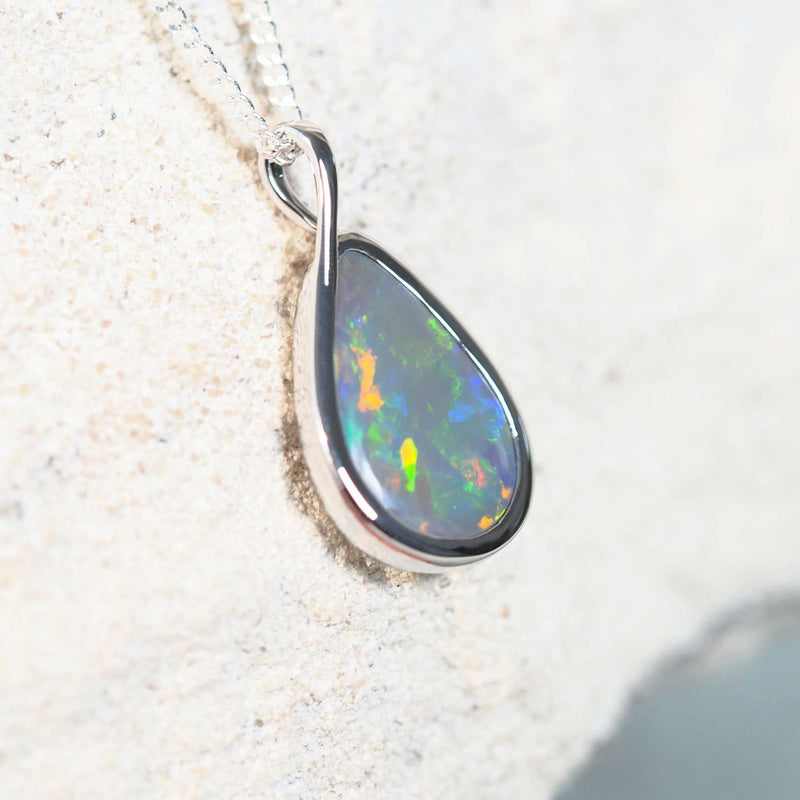 Lightning Ridge black opal pendant set in 14ct white gold