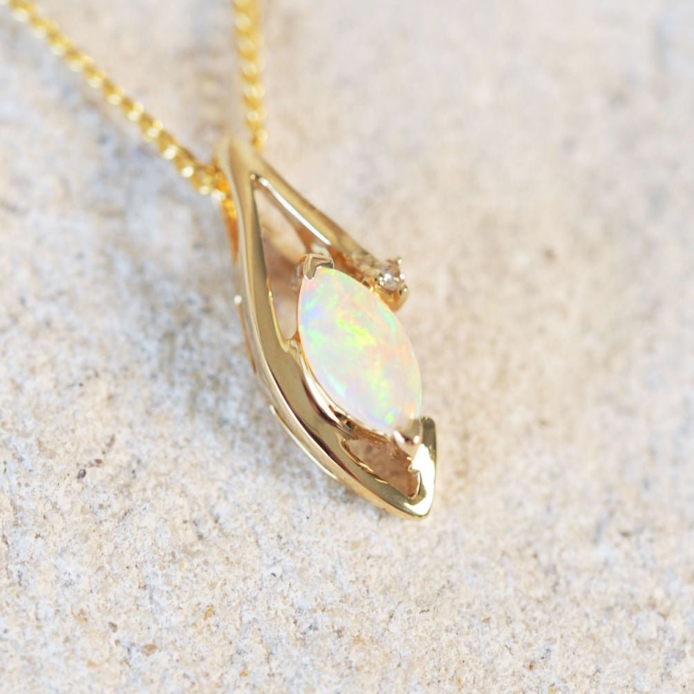 'Lola' 14ct Gold Crystal Opal Necklace