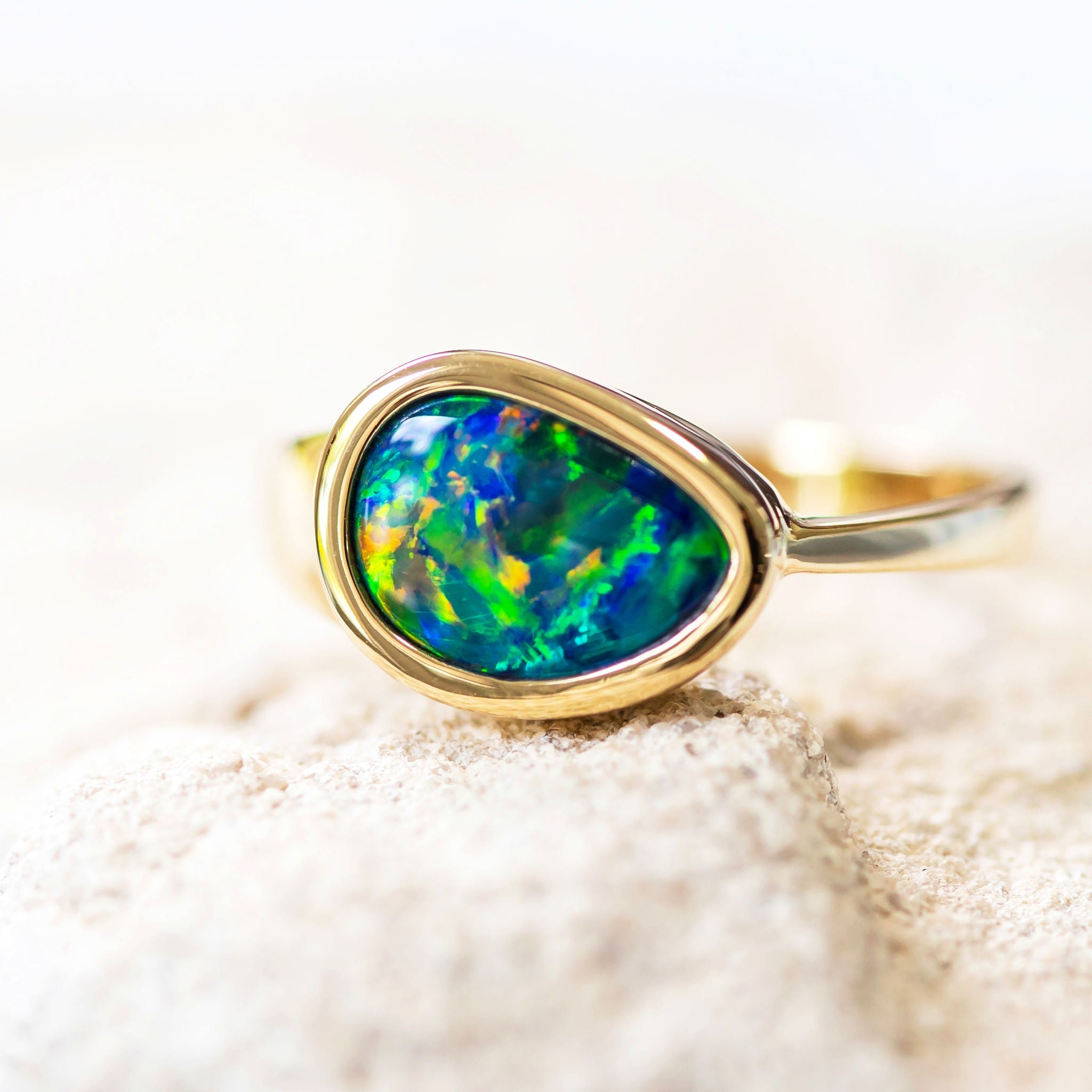 'Rainbow Orb' Gold Australian Doublet Opal Ring - Black Star Opal